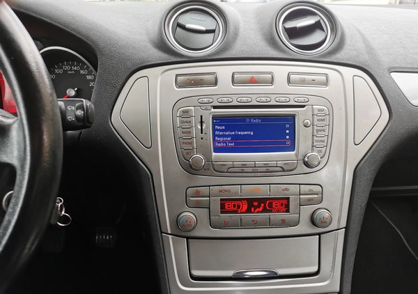 Ford Mondeo cena 21900 przebieg: 178214, rok produkcji 2010 z Katowice małe 301